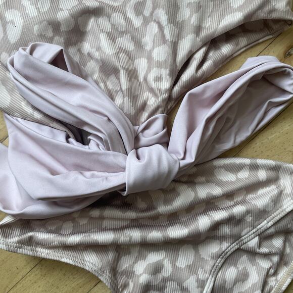 Pink Lily Boutique One Piece Womens Swim Suit leopard One Shoulder Tie‎ Sz Small - Picture 5 of 10